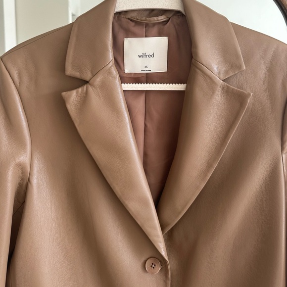Aritzia Wilfred Memories Blazer - Vegan Leather - Constant Camel - XS- NWOT - Picture 6 of 9